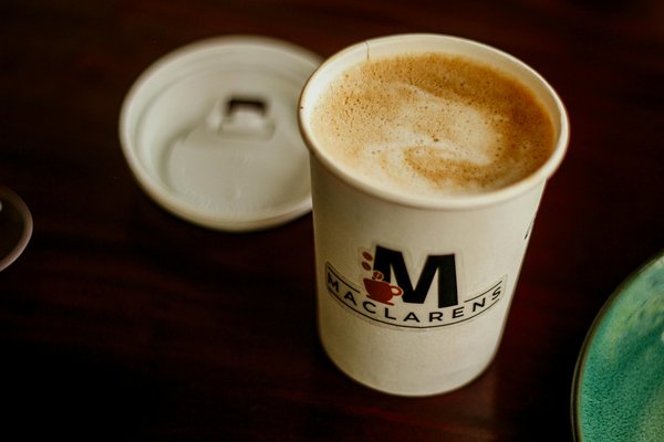 Comment porter le costume masculin avec décontraction ?